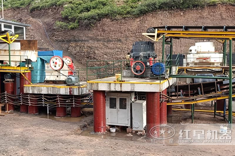 河南花岗岩破碎制砂生产线现场 河南花岗岩破碎制砂生产线现场
